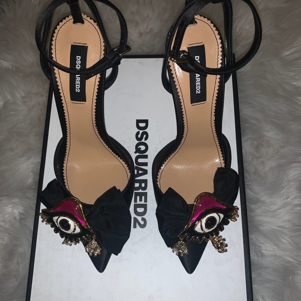 Dsqaured2 heels